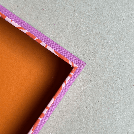 29.05.2026 – Clamshell Box
