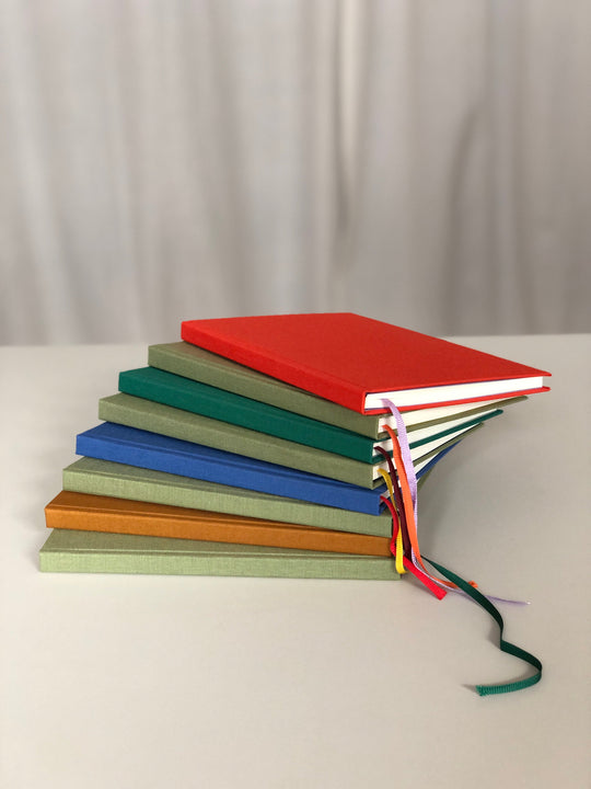 07.11.2026 – Hardcover Deluxe